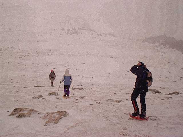 ya se abre ante nosotros la última, pero larga pendiente que nos llevará a la cima de la Tossa Plana