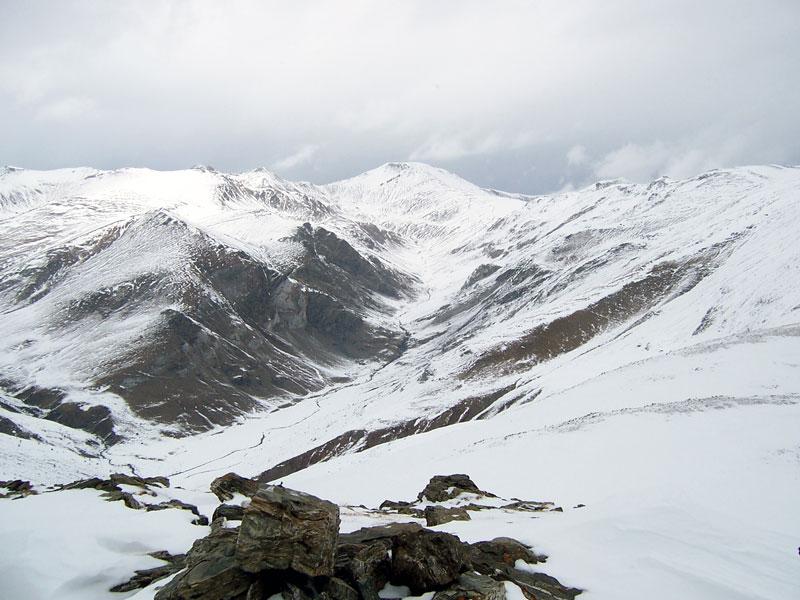 Bastiments (2983 m), del Fresser (2835 m), de l'Infern (2851 m)