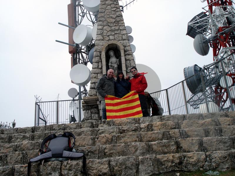 Foto en la cima, son las 13:14.