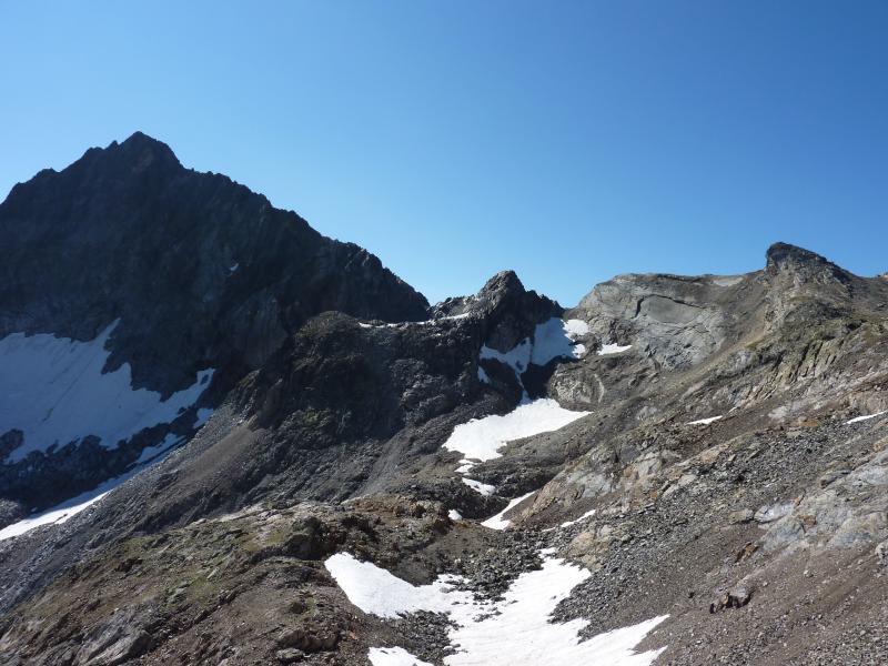 Vistas de izquierda a derecha del Pic Long – Dent d’Estibère Male – Bugarret