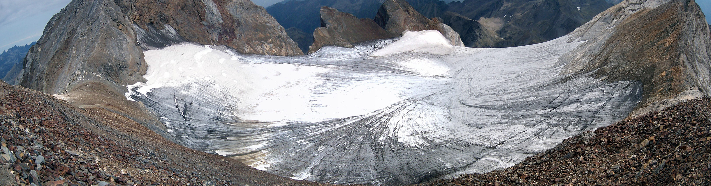 Vista del glaciar del Vignemale desde el Cerbillonona (3247 m)