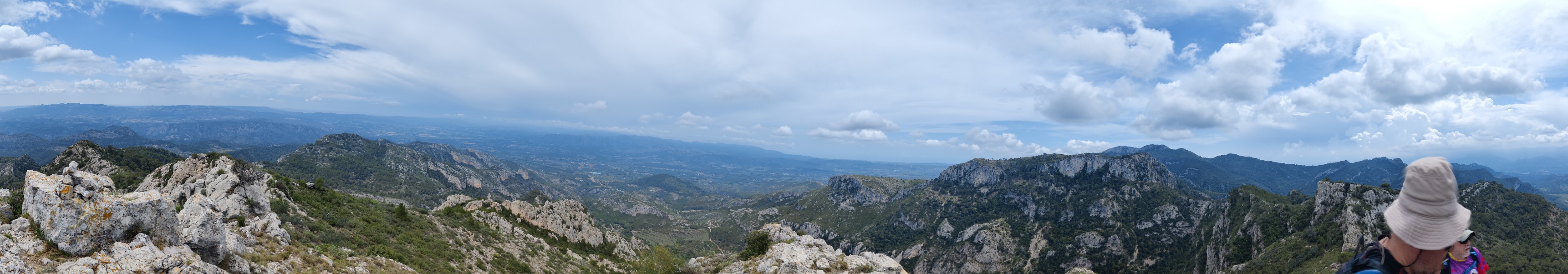 Vistas desde la cima del Roca de la Barca (772 m)