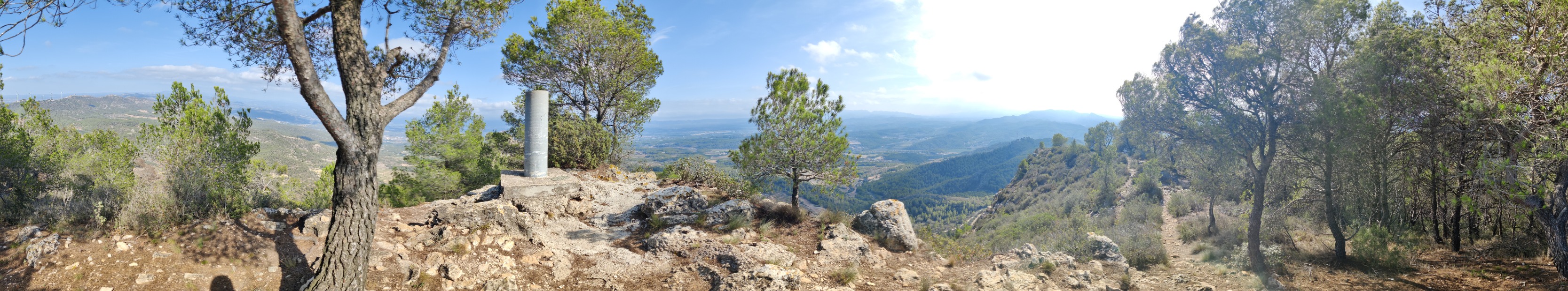 Vistas desde la cima de La Picossa (499 m)