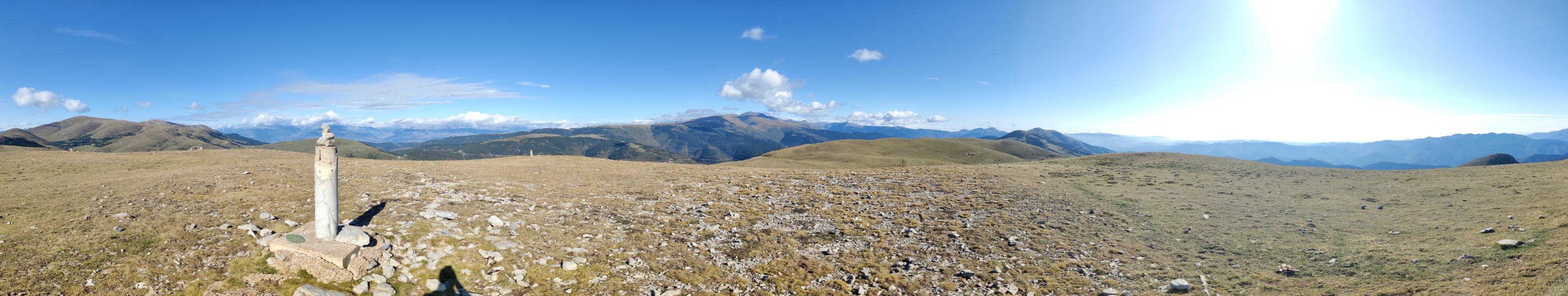 Vistas desde la cima de La Creueta (2067 m)
