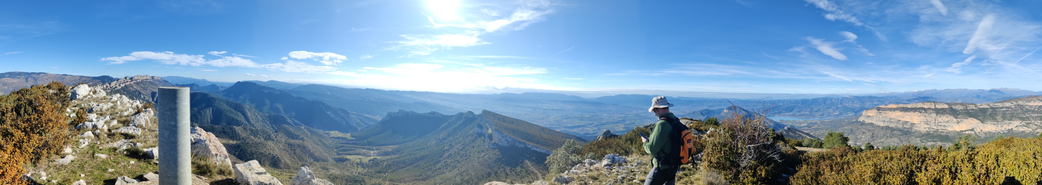 Vistas desde la cima del Gallinova (1687 m)
