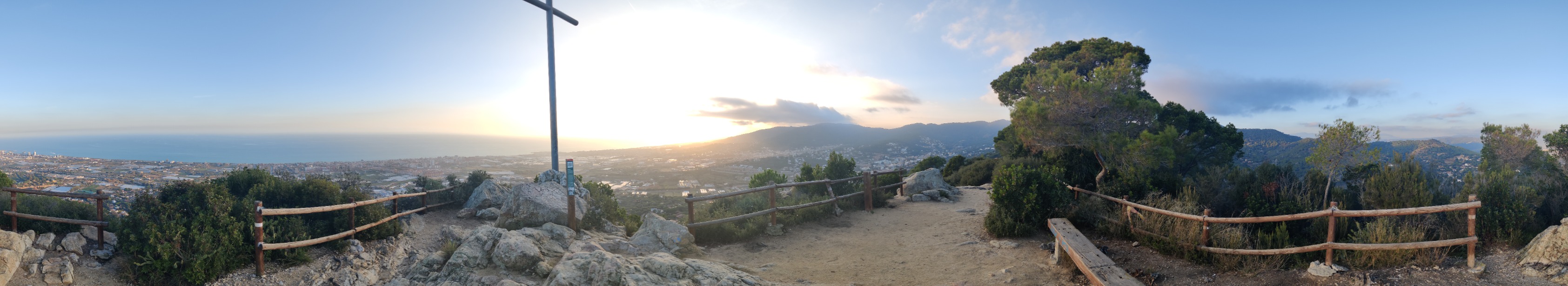 Vistas desde la cima de la Creu de Montcabrer (298 m)