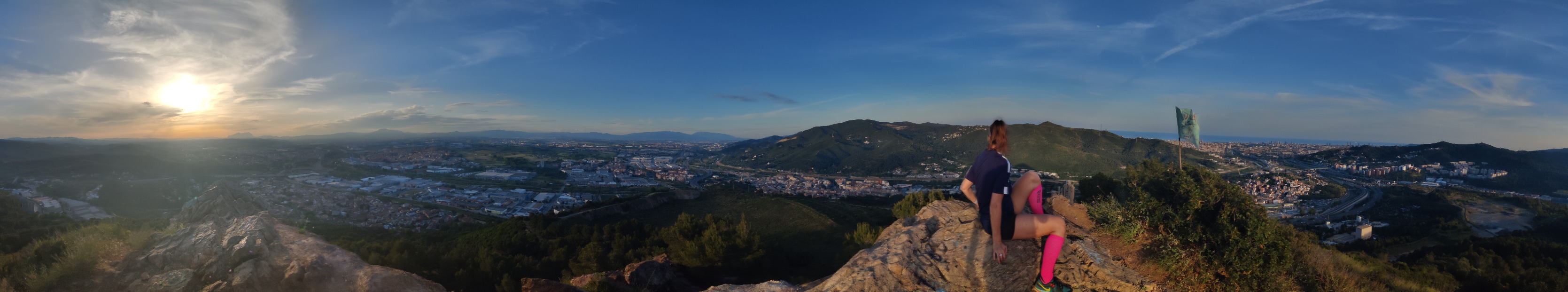 Vistas desde la cima del Turó de Montcada (273 m)